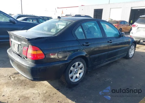 2003 BMW 325Xi z USA, uszkodzony, nr VIN WBAEU33453PH88344